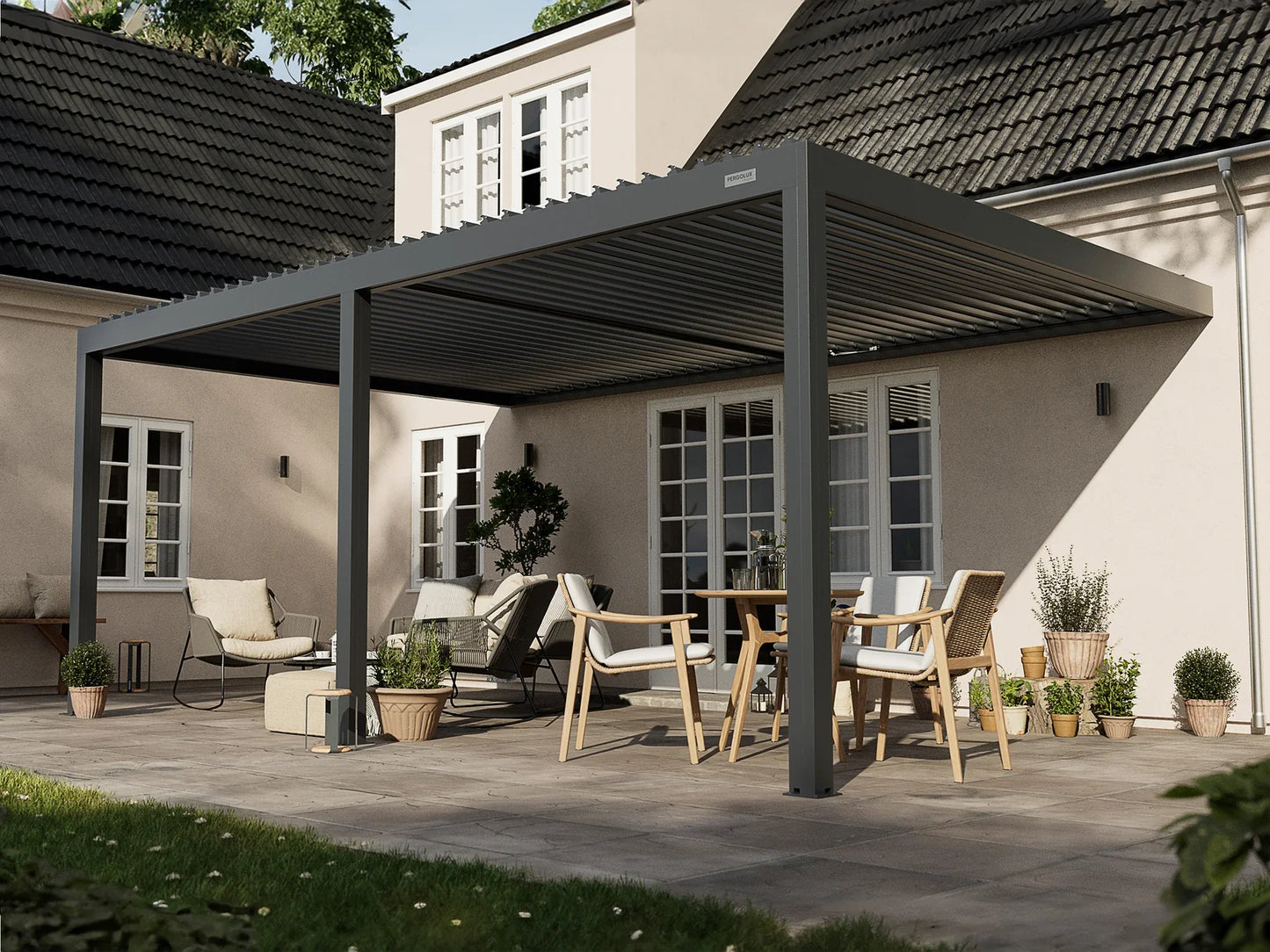 Bioclimatic Pergola with Drop Down Screen 0% Transmittal